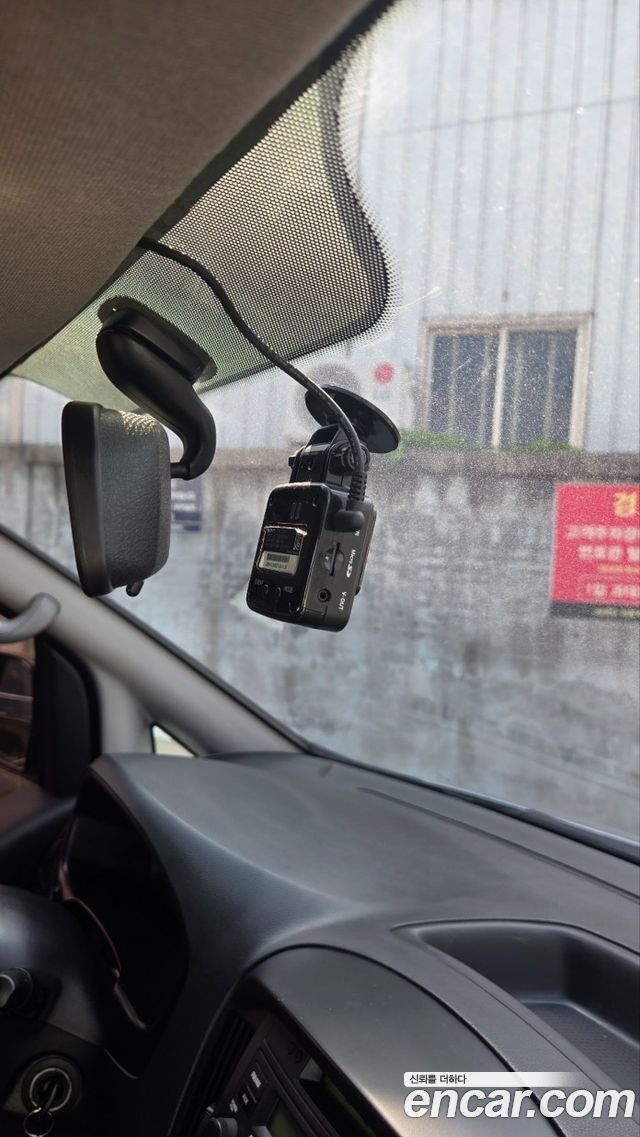 Hyundai Starex 2014 — photo 13