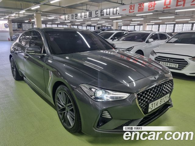 Genesis G70 2018 — photo 1