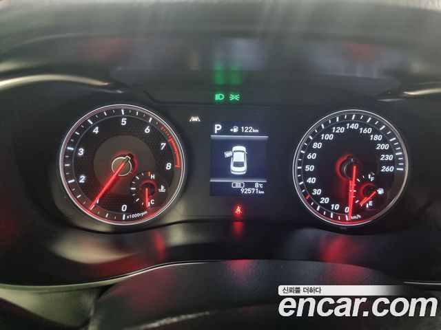 Genesis G70 2018 — photo 8