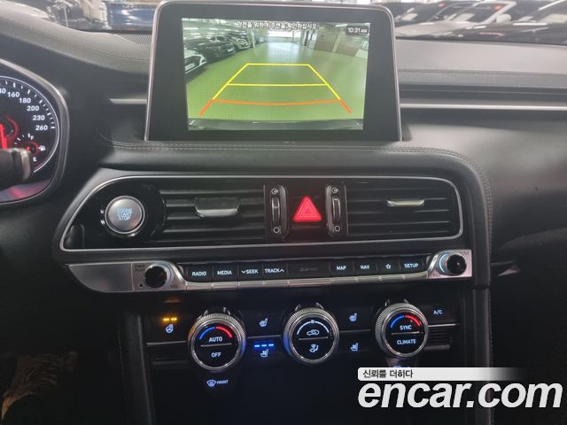 Genesis G70 2018 — photo 15