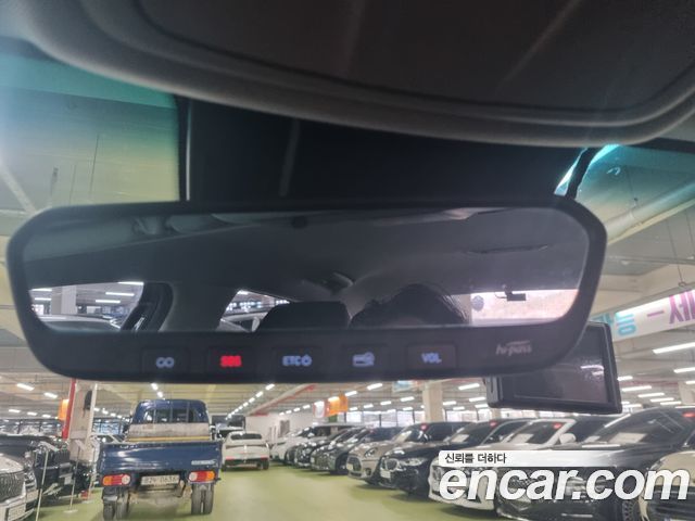 Genesis G70 2018 — photo 18