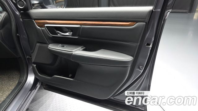 Honda CR-V 2019 — photo 14