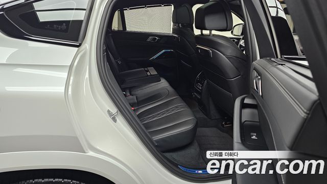 BMW X6 2025 — photo 18
