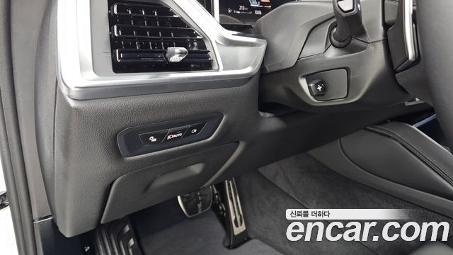 BMW X6 2025 — photo 31