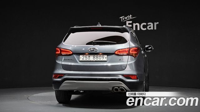 Hyundai Santafe 2018 — photo 4