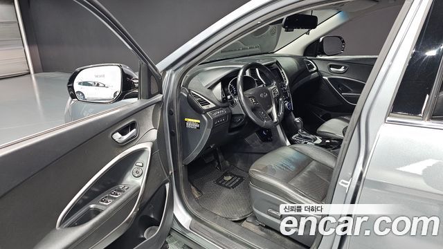 Hyundai Santafe 2018 — photo 11