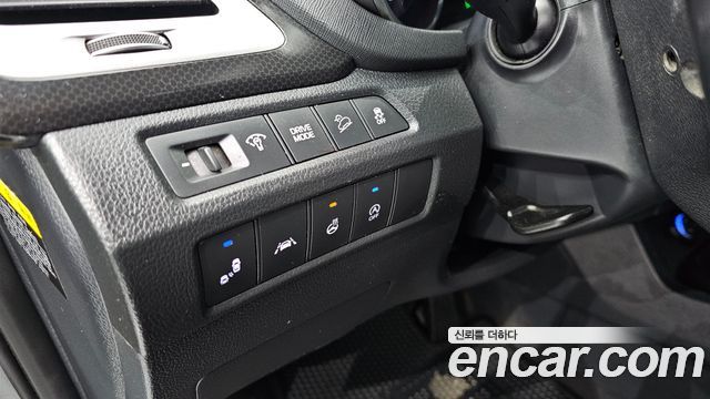 Hyundai Santafe 2018 — photo 13