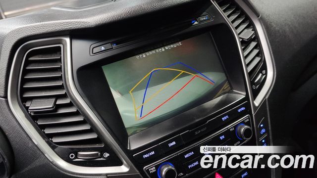 Hyundai Santafe 2018 — photo 16