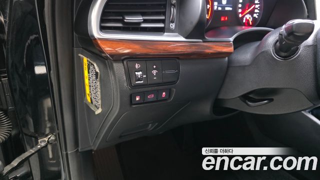 Kia K7 2016 — photo 15