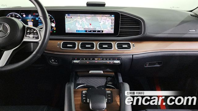 Mercedes-Benz GLE-Class 2021 — photo 14