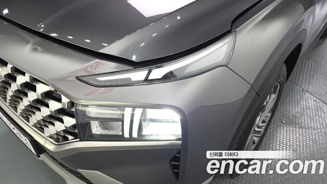 Hyundai Santafe 2023 — photo 8