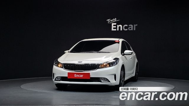 Kia K3 2018 — photo 3