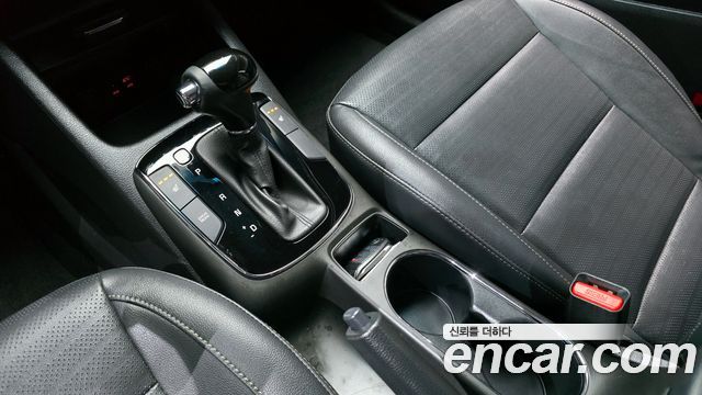 Kia K3 2018 — photo 12