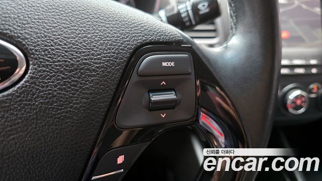Kia K3 2018 — photo 23