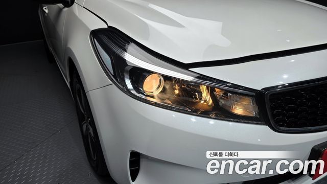 Kia K3 2018 — photo 8