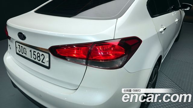 Kia K3 2018 — photo 9