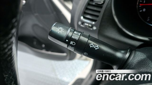 Kia K3 2018 — photo 29
