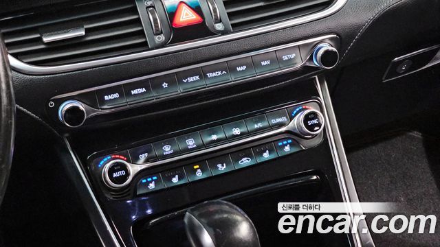 Hyundai Grandeur 2017 — photo 17