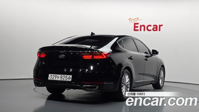 Kia K7 2018 — photo 2