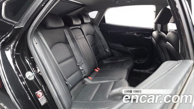 Kia K7 2018 — photo 12