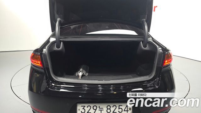 Kia K7 2018 — photo 20