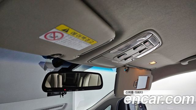 Kia Canival 2016 — photo 29