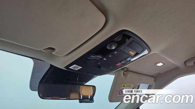 Kia Canival 2023 — photo 27