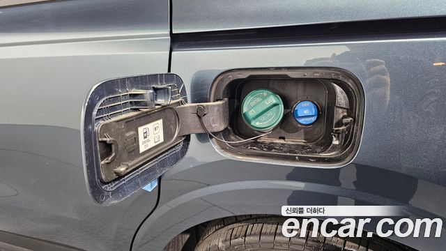 Kia Canival 2023 — photo 36