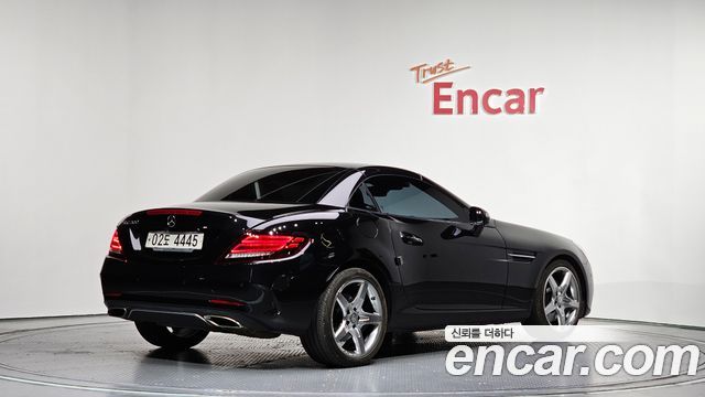 Mercedes-Benz SLC-Class 2017 — photo 2