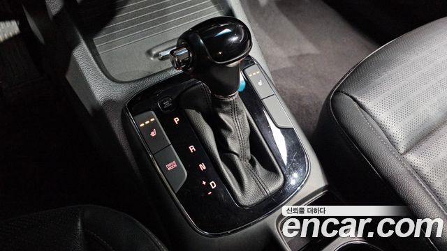 Kia K3 2017 — photo 12