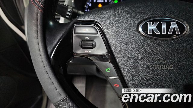 Kia K3 2017 — photo 22