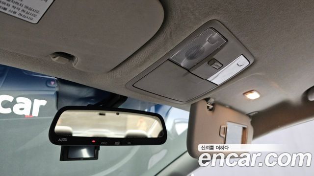 Kia K3 2017 — photo 25