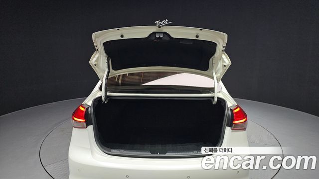 Kia K3 2017 — photo 26