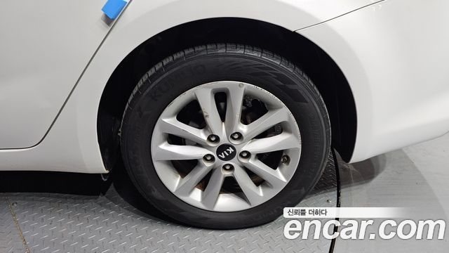 Kia K3 2017 — photo 7