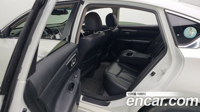 Nissan Altima 2013 — photo 13