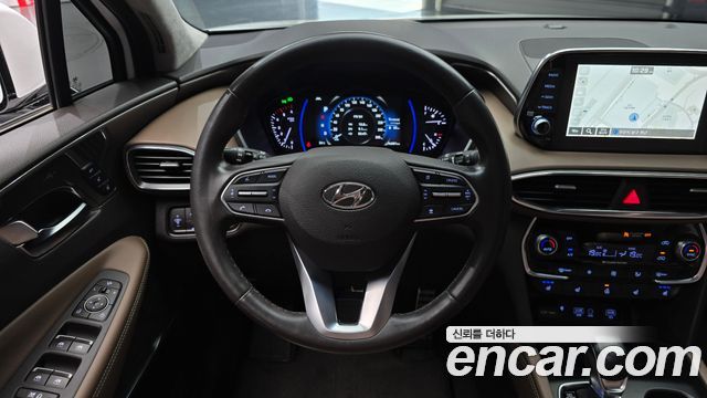 Hyundai Santafe 2020 — photo 13