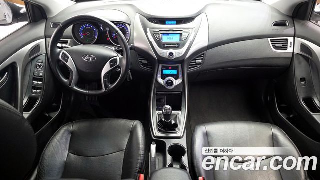 Hyundai AVANTE 2012 — photo 7