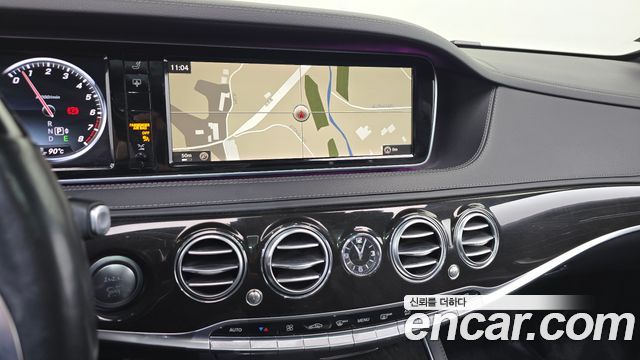 Mercedes-Benz S-Class 2016 — photo 13