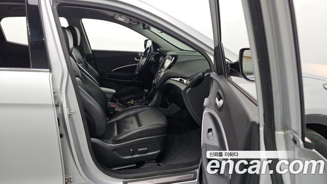 Hyundai Santafe 2013 — photo 23