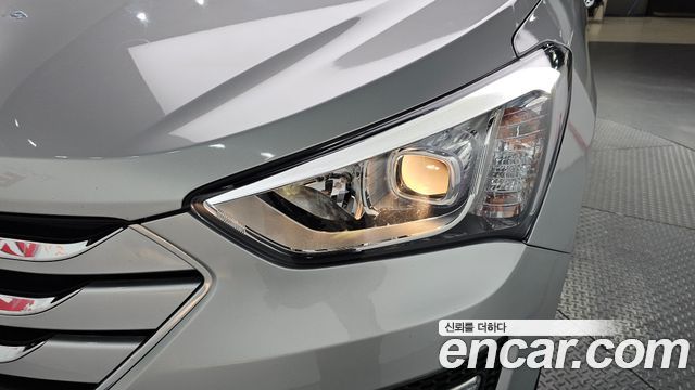 Hyundai Santafe 2013 — photo 8