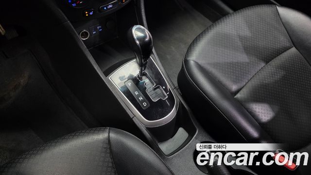 Hyundai Accent 2014 — photo 9