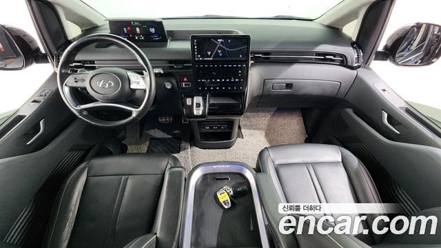 Hyundai Staria 2022 — photo 10
