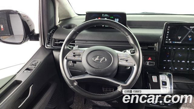 Hyundai Staria 2022 — photo 19