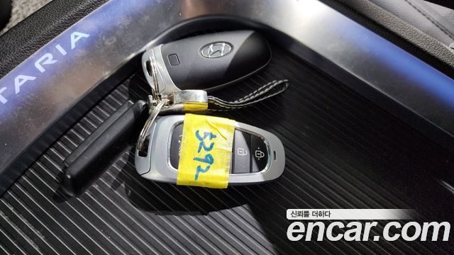 Hyundai Staria 2022 — photo 21