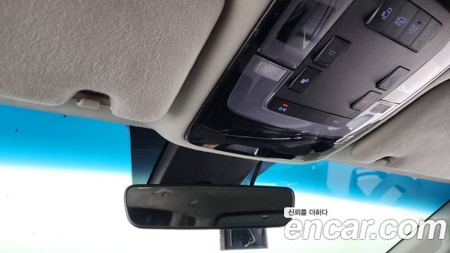 Hyundai Staria 2022 — photo 26