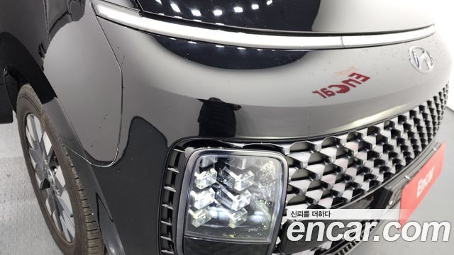 Hyundai Staria 2022 — photo 8