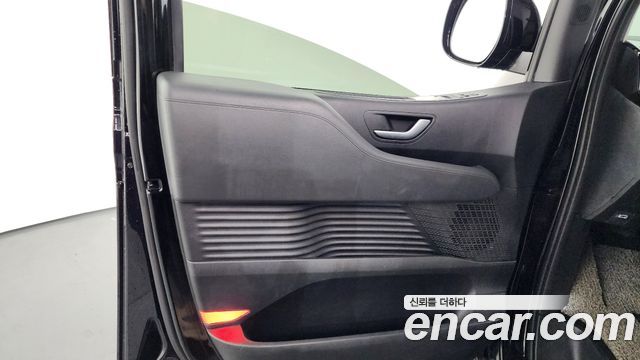 Hyundai Staria 2022 — photo 15