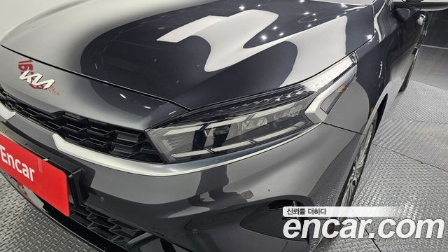 Kia K3 2022 — photo 8