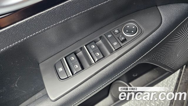 Kia K3 2022 — photo 30