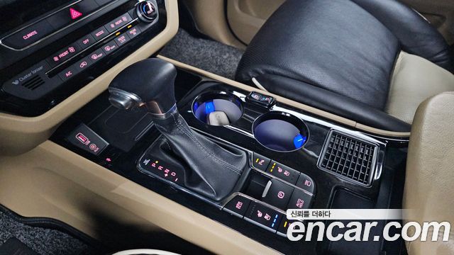 Kia Canival 2019 — photo 9